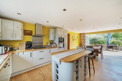 5 bedroom detached house for sale, Swindon SN4