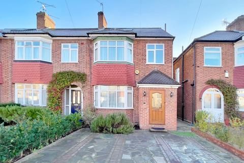 Weardale Gardens, Enfield EN2
