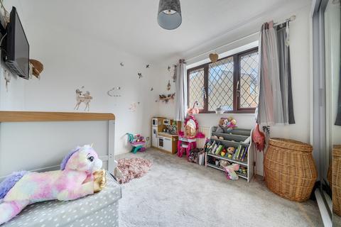 2 bedroom terraced house for sale, Petersham Drive, Orpington BR5