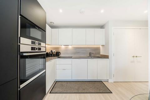 1 bedroom flat for sale, Newnton Close, London N4