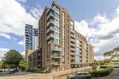 1 bedroom flat for sale, Newnton Close, London N4