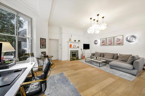 1 bedroom flat to rent, Rosslyn Hill, London, NW3