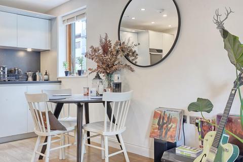 2 bedroom flat for sale, Steward House, Bow