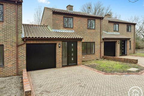 undefined, Beaumont Davey Close, Faversham