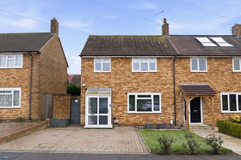 3 bedroom end of terrace house for sale, Acres Gardens, Tadworth, KT20