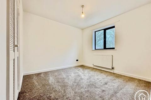 3 bedroom link detached house for sale, Beaumont Davey Close, Faversham