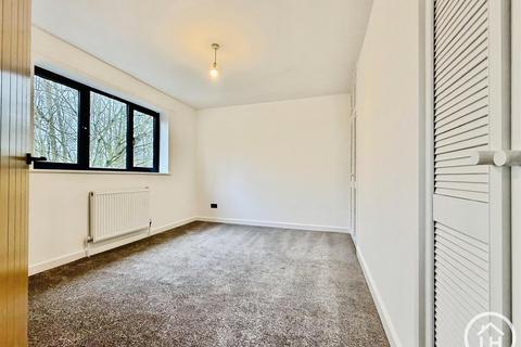 3 bedroom link detached house for sale, Beaumont Davey Close, Faversham