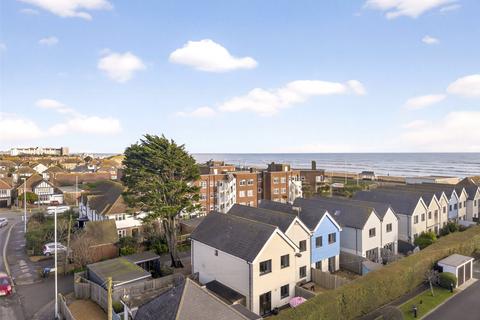 3 bedroom end of terrace house for sale, Eirene Avenue, Goring-by-Sea, Worthing, West Sussex, BN12