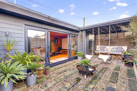 3 bedroom end of terrace house for sale, Eirene Avenue, Goring-by-Sea, Worthing, West Sussex, BN12