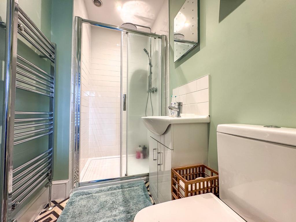 Ensuite