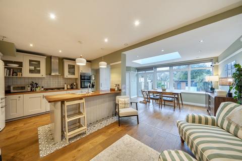 4 bedroom terraced house for sale, Hillcourt Avenue, North Finchley, London, N12