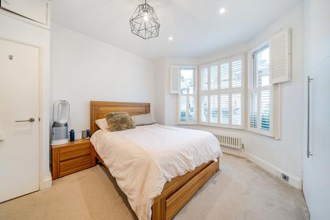 2 bedroom flat for sale, Greswell Street, Fulham, London, SW6