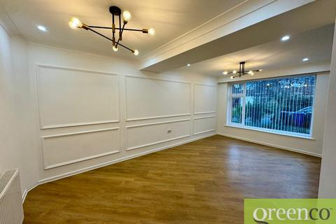 3 bedroom semi-detached house to rent, Woodhall Avenue, Bury M45
