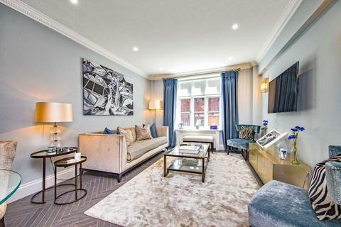 2 bedroom flat to rent, South Audley Street, London W1K