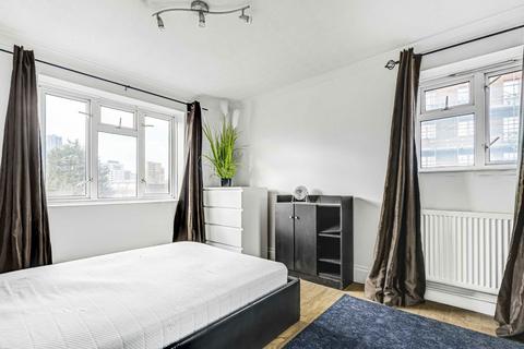 3 bedroom flat for sale, Rogers Road, London E16