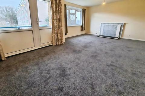 undefined, Southampton SO15