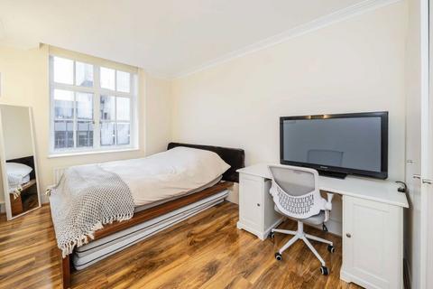 undefined, Russell Square, London WC1B