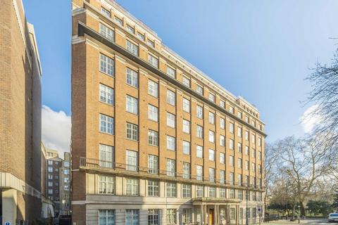3 bedroom flat to rent, Russell Square, London WC1B