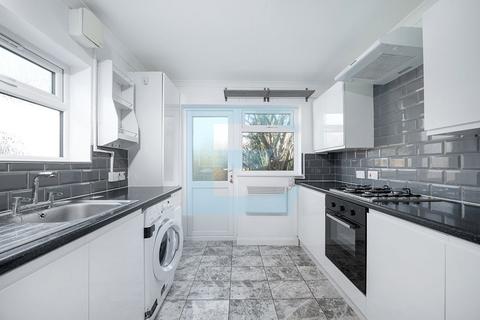 2 bedroom apartment for sale, Hale Grove Gardens, Mill Hill, London, NW7