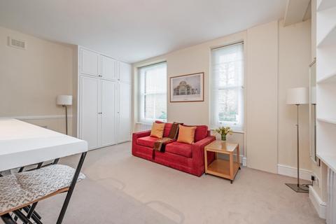 Studio to rent, Hollywood Road, London, SW10