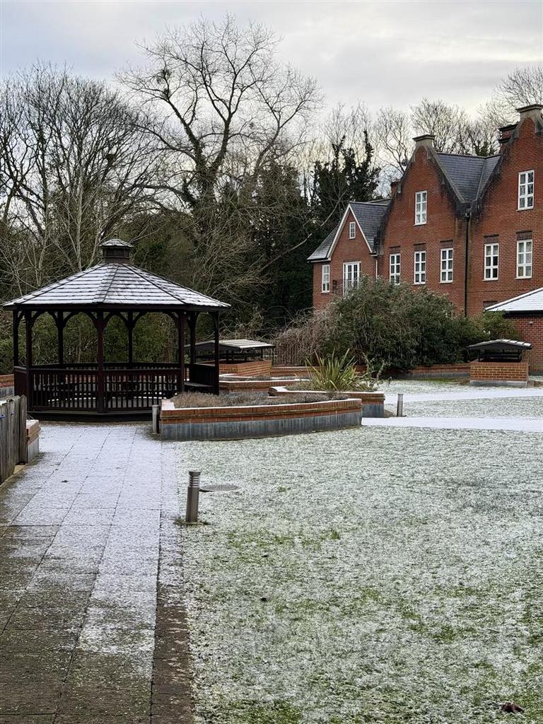 Watling mansions   radlett