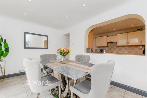 undefined, Lyndhurst Way, Istead Rise, Kent