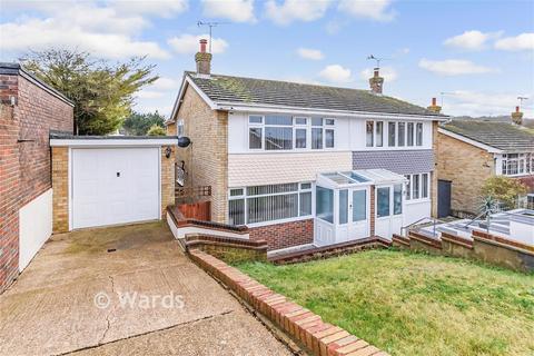 Lyndhurst Way, Meopham DA13