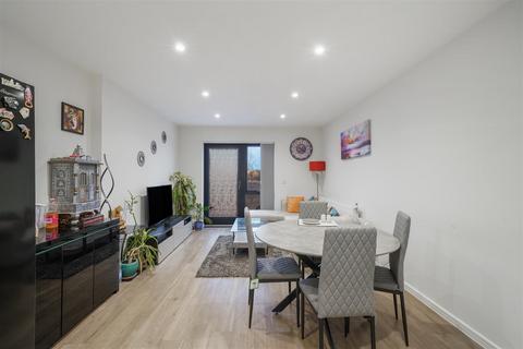 2 bedroom apartment to rent, Williams Way, Wembley