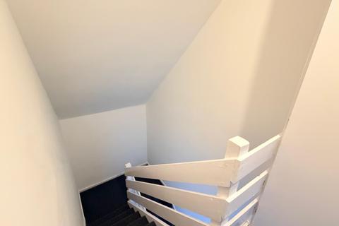 3 bedroom terraced house to rent, London, E7