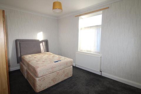 2 bedroom end of terrace house for sale, Keighley BD21