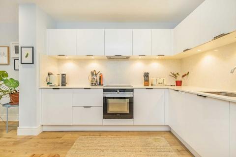 1 bedroom flat for sale, Morshead Yard, Hampton TW12
