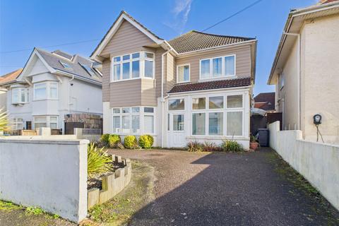 Stourcliffe Avenue, Bournemouth, BH6
