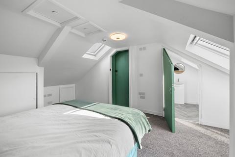 undefined, 16 St James Place West, Plymouth PL1