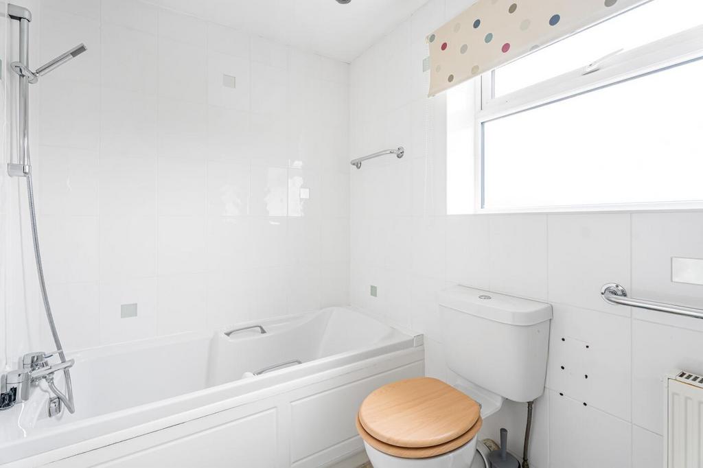 Bathroom/wetroom