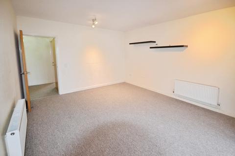 2 bedroom flat for sale, Larchmont Road, Leicester LE4
