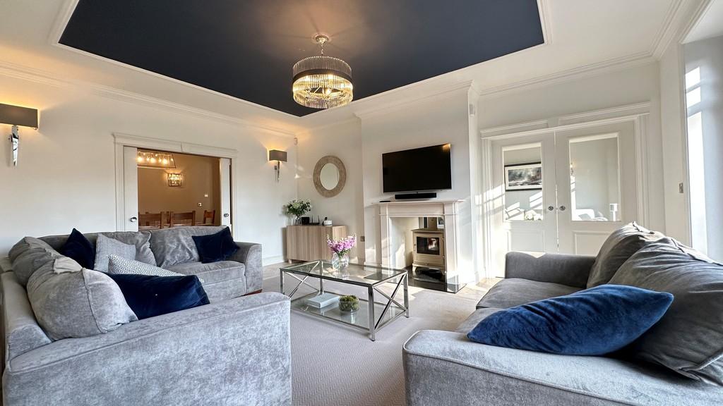 Formal sitting room