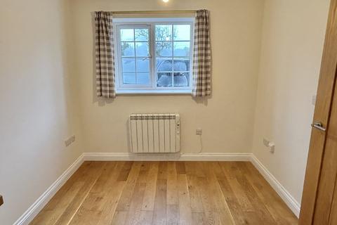 undefined, Kennford, Exeter