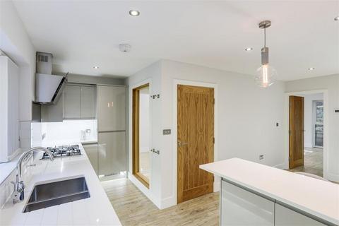 undefined, Elm bank, Mapperley Park, Nottingham, NG3