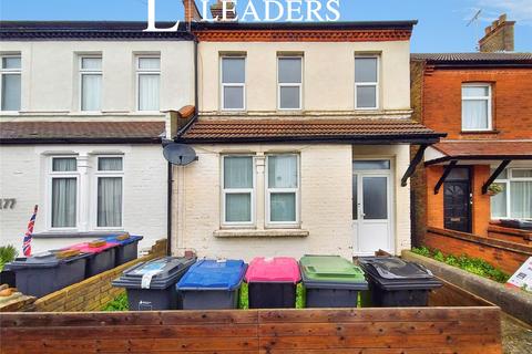 3 bedroom semi-detached house to rent, South Avenue, Southend-on-Sea, SS2