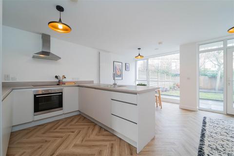 undefined, Thornbury Mews, Whalley Grove, Whalley Range