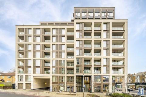 1 bedroom flat for sale, Upper Richmond Road, London SW15