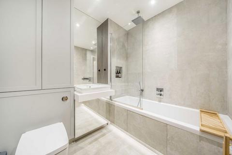 1 bedroom flat for sale, Upper Richmond Road, London SW15