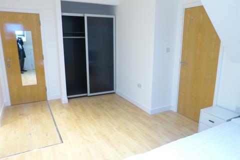 undefined, Simon Court, Neeld Crescent, Hendon NW4 3RR