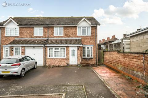 undefined, Groveside Close, Carshalton