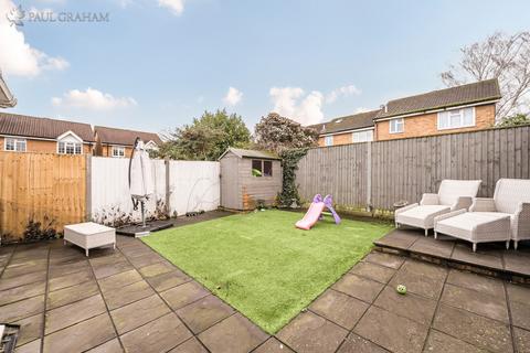 undefined, Groveside Close, Carshalton