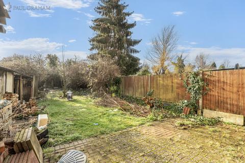 5 bedroom semi-detached house for sale, Stanley Park Road, Carshalton