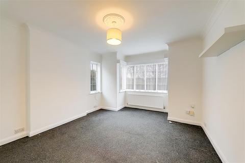undefined, High Street, Tarring, BN14