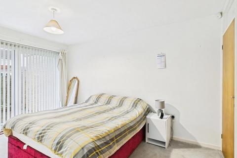 undefined, Amberley Close, Horsham