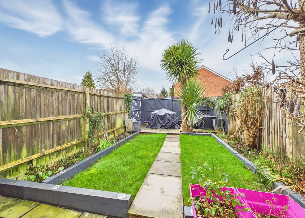 Rear garden to use