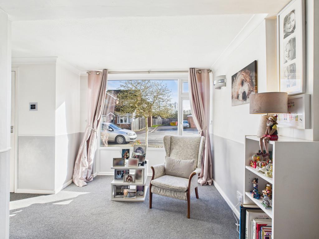 Front reading area